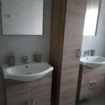 Le Geme Apartman Voghera